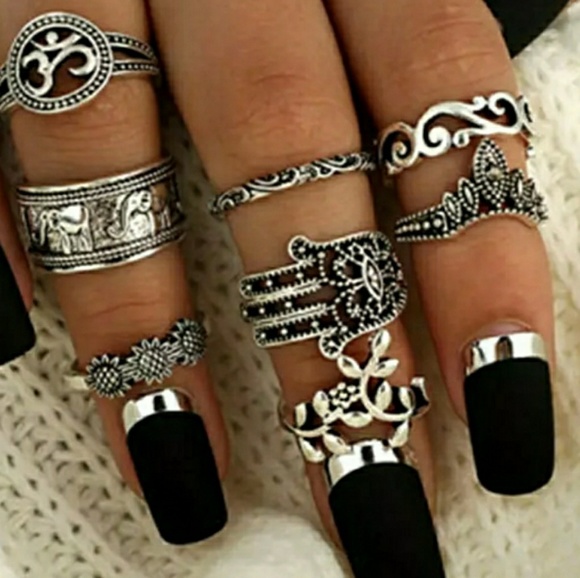 Jewelry - 🌈8 Piece Silvertone Midi Ring Set